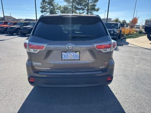 2016 Toyota Highlander XLE
