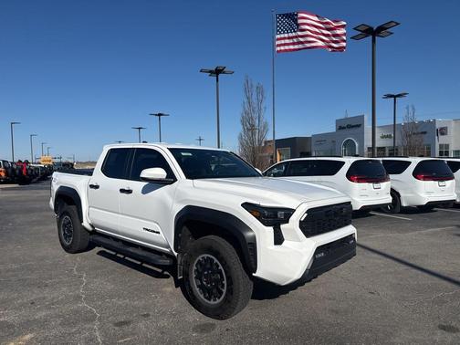 2024 Toyota Tacoma SR5