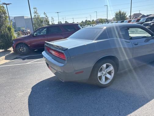 2013 Dodge Challenger SXT