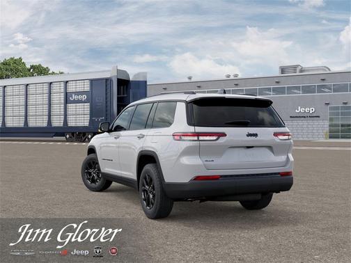 2025 Jeep Grand Cherokee L Laredo