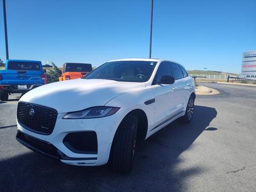 2024 Jaguar F-PACE P400 R-Dynamic S