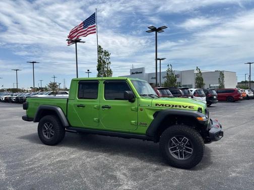 Mojito! Clearcoat 2025 Jeep Gladiator Mojave
