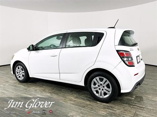 2017 Chevrolet Sonic LT