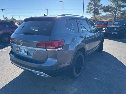 2018 Volkswagen Atlas 2.0T SE
