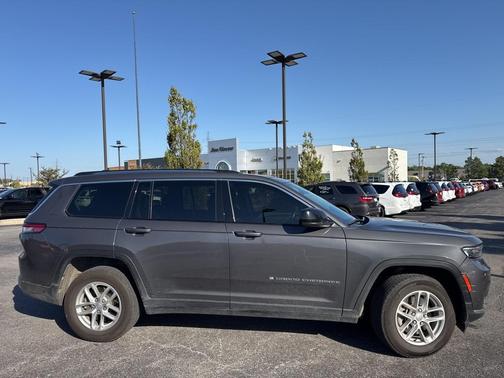2021 Jeep Grand Cherokee L Laredo