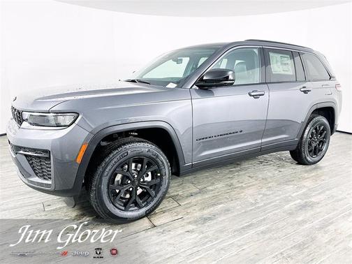 2026 Jeep Grand Cherokee Laredo