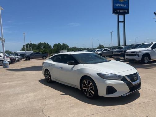 2023 Nissan Maxima SV