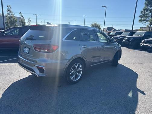 2019 Kia Sorento SX