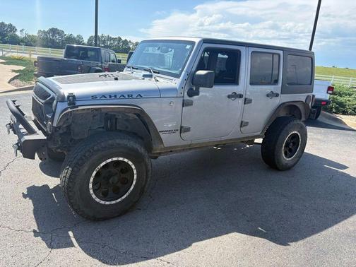 Billet Clearcoat Metallic 2013 Jeep Wrangler Unlimited Sahara
