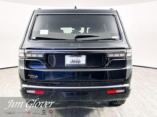 Gloss Black 2026 Jeep Grand Wagoneer Limited Reserve