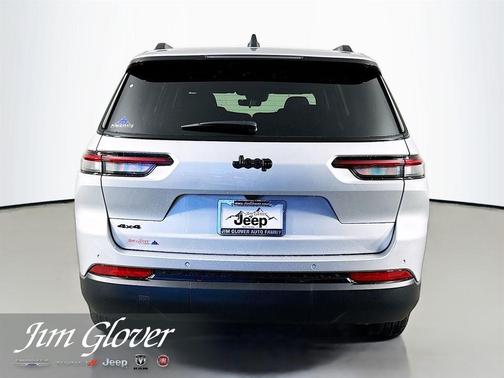 Silver Zynith 2025 Jeep Grand Cherokee L Laredo