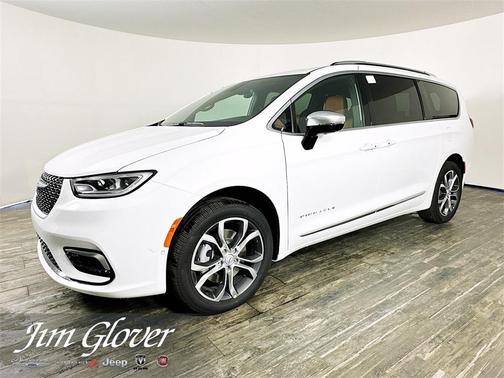 2026 Chrysler Pacifica Pinnacle
