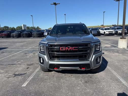 2024 GMC Yukon AT4