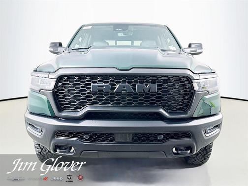 Serrano Red 2026 RAM 1500 Rebel