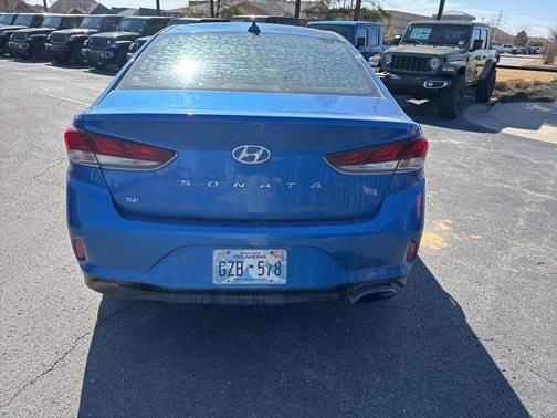 2018 Hyundai SONATA SE