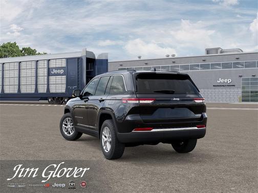 2025 Jeep Grand Cherokee Laredo X