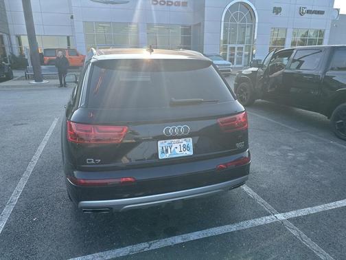 2017 Audi Q7 3.0T Premium Plus
