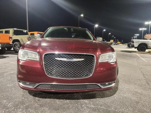 2018 Chrysler 300 Limited