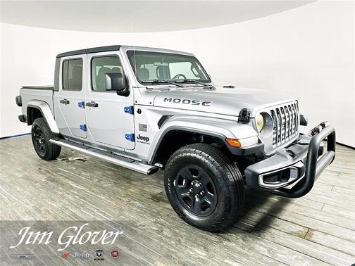 2020 Jeep Gladiator Sport