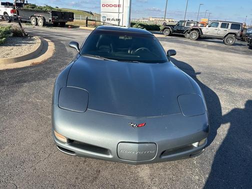 2004 Chevrolet Corvette Base
