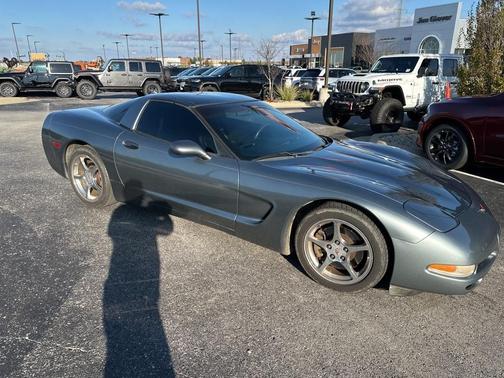2004 Chevrolet Corvette Base