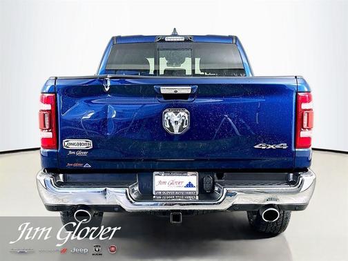 Patriot Blue Pearlcoat 2022 RAM 1500 Longhorn