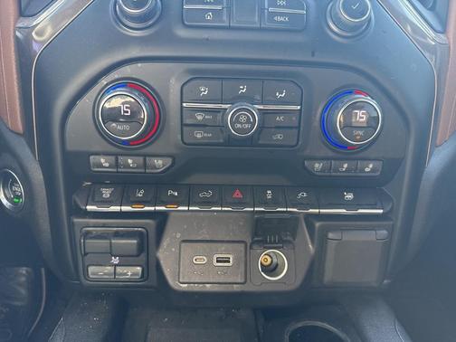 2022 Chevrolet Silverado 3500 High Country