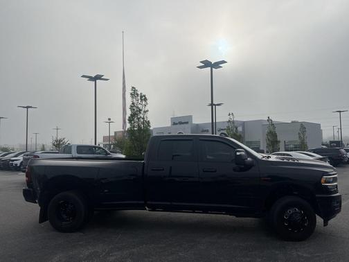 2024 RAM 3500 Laramie