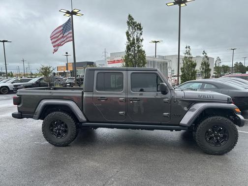 2021 Jeep Gladiator Sport