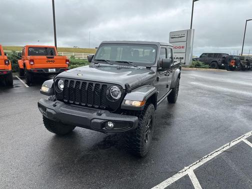 2021 Jeep Gladiator Sport