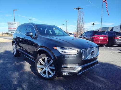 2017 Volvo XC90 T6 Inscription