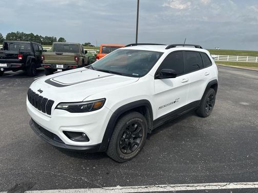 2022 Jeep Cherokee X