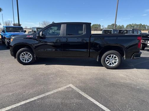 2025 Chevrolet Silverado 1500 RST