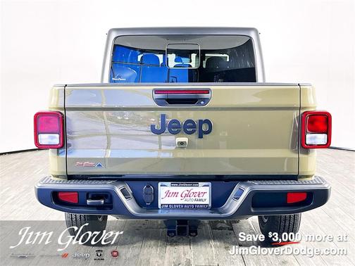 2025 Jeep Gladiator Sport