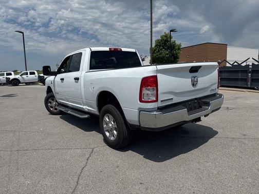 Bright White Clearcoat 2024 RAM 2500 Big Horn