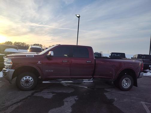 2022 RAM 3500 Laramie