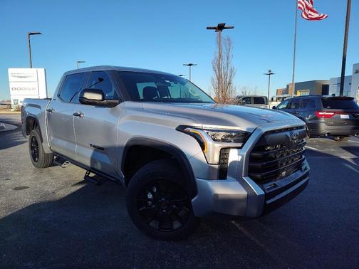 2023 Toyota Tundra SR5