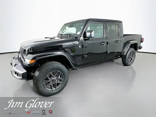 Black Clearcoat 2026 Jeep Gladiator Sport