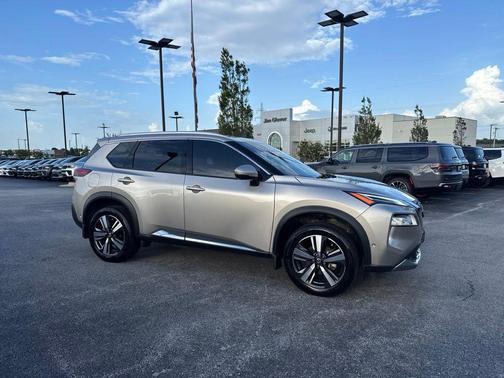 Champagne Silver 2021 Nissan Rogue Platinum
