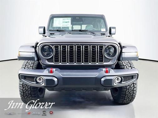 Granite Crystal Clearcoat Metallic 2026 Jeep Gladiator Rubicon