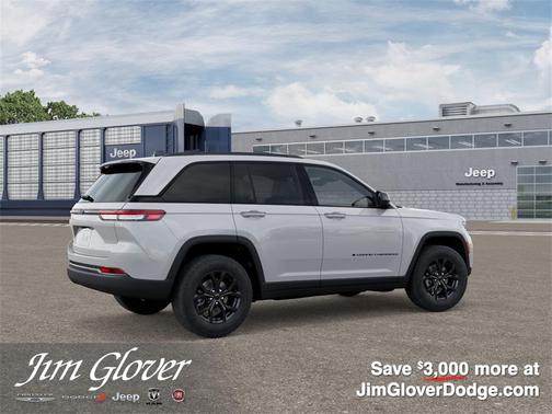 2025 Jeep Grand Cherokee Laredo