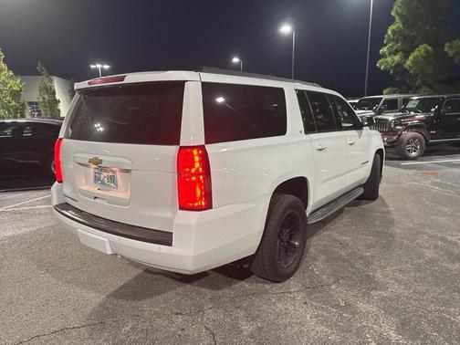 2020 Chevrolet Suburban LT