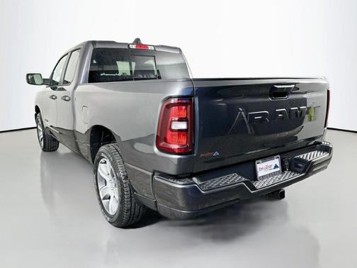 Granite Crystal Clearcoat Metallic 2026 RAM 1500 Express