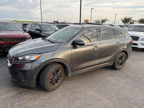 2020 Kia Sorento LX