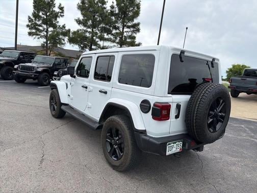 Bright White Clearcoat 2023 Jeep Wrangler Sahara