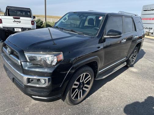 2018 Toyota 4Runner SR5