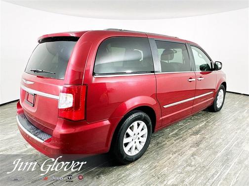 2014 Chrysler Town & Country Touring
