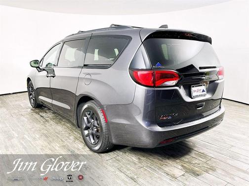 2020 Chrysler Pacifica Touring-L Plus