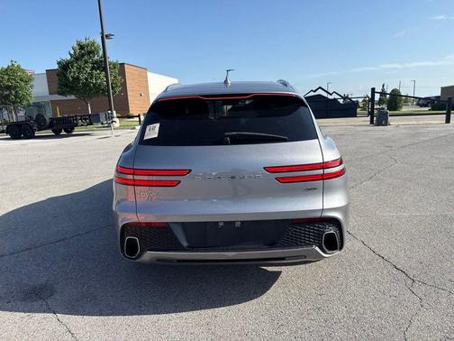 Savile Silver 2023 Genesis GV70 2.5T