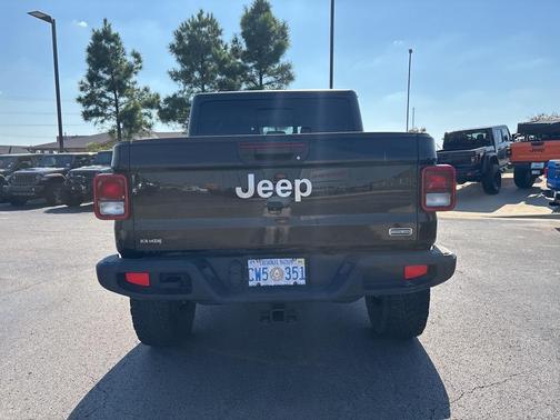 2020 Jeep Gladiator Overland